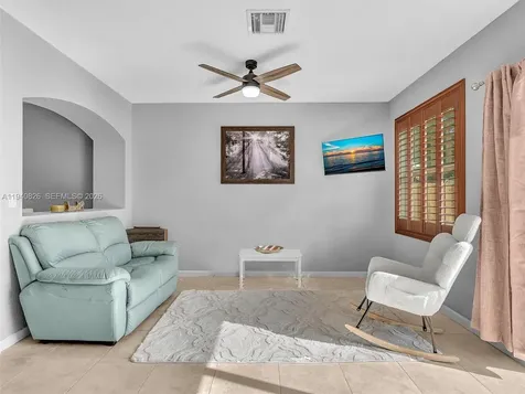 625 SE 30th Terrace Homestead FL 33033