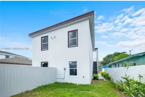 1831 NW 67th Street Miami FL 33147