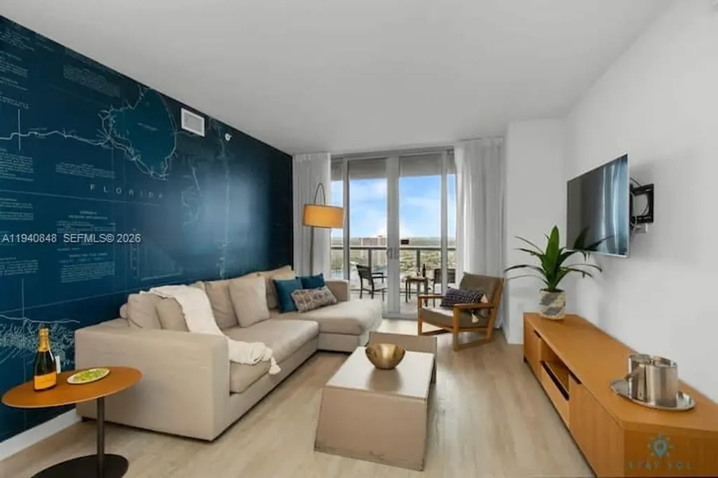 2602 E Hallandale Beach Boulevard Hallandale Beach FL 33009
