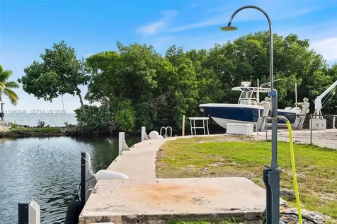 127 Seaside Avenue Key Largo FL 33037