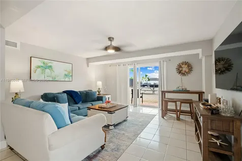 127 Seaside Avenue Key Largo FL 33037