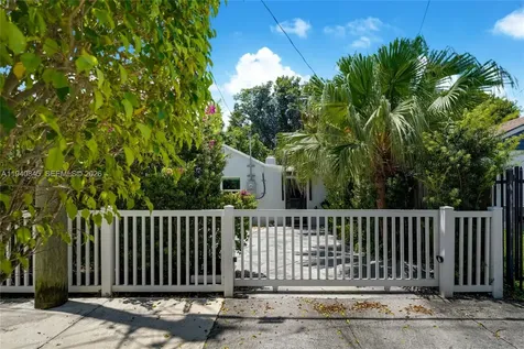 8730 NE 8th Court Miami FL 33138