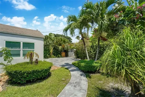 8730 NE 8th Court Miami FL 33138