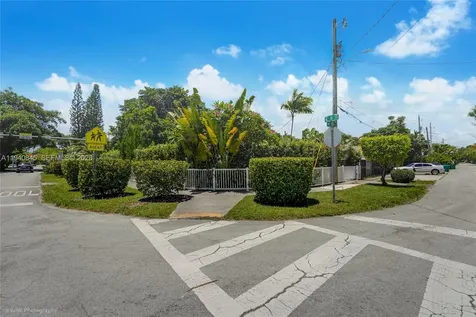 8730 NE 8th Court Miami FL 33138