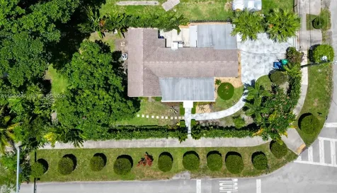 8730 NE 8th Court Miami FL 33138