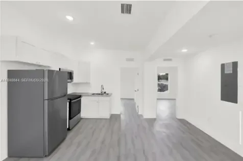 1831 NW 67th Street Miami FL 33147