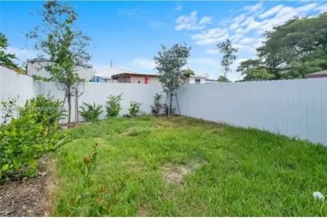 1831 NW 67th Street Miami FL 33147