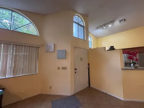 7390 S Pinewalk Drive S Margate FL 33063