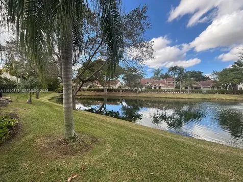 7390 S Pinewalk Drive S Margate FL 33063