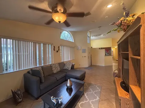 7390 S Pinewalk Drive S Margate FL 33063