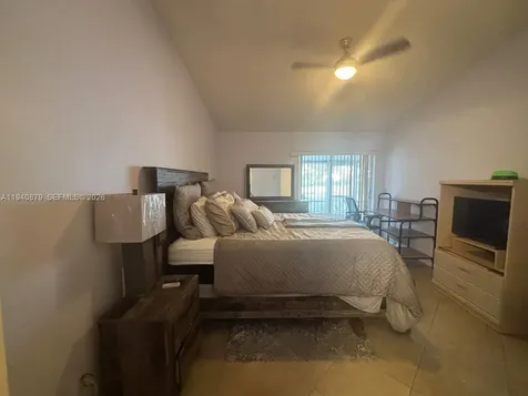7390 S Pinewalk Drive S Margate FL 33063