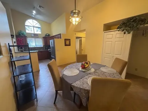 7390 S Pinewalk Drive S Margate FL 33063