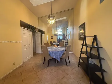 7390 S Pinewalk Drive S Margate FL 33063