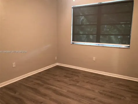9350 SW 77th Avenue Miami FL 33156