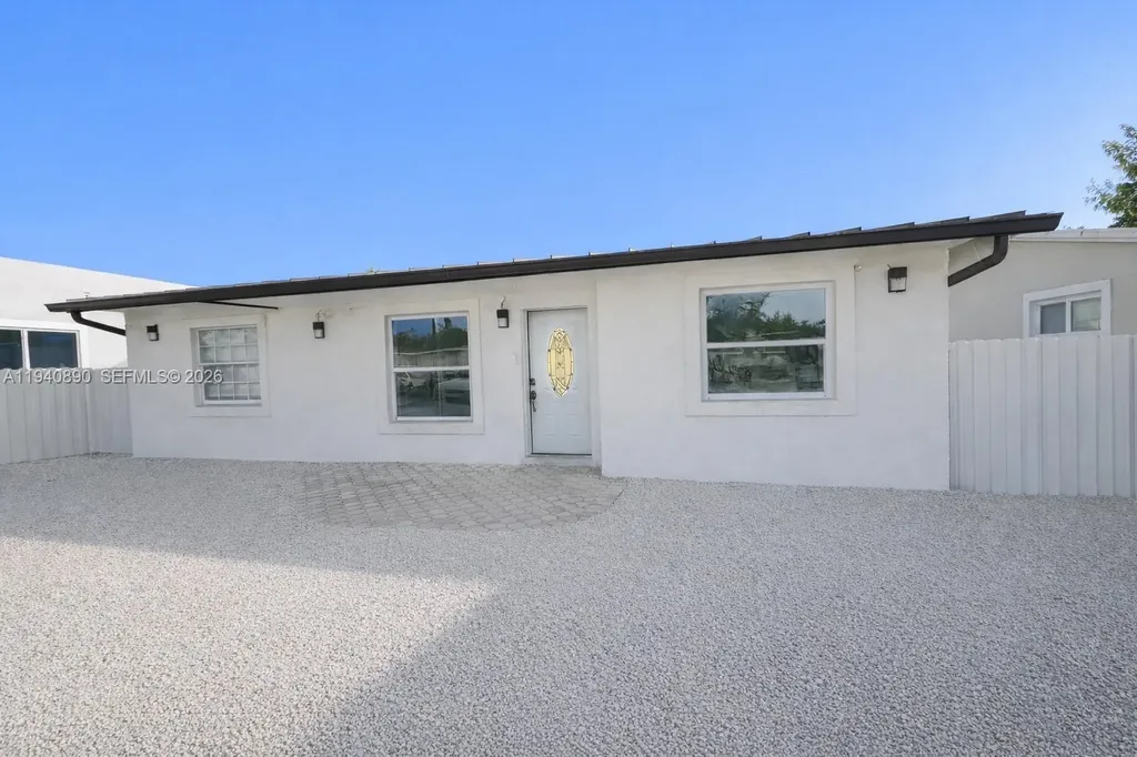 933 NW 3rd Terrace Florida City FL 33034
