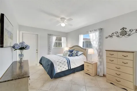 415 NE 2nd Street Hallandale Beach FL 33009