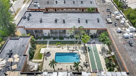 415 NE 2nd Street Hallandale Beach FL 33009