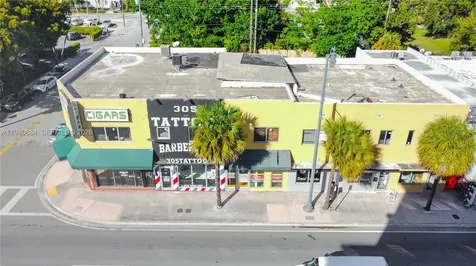 3471 SW 8th Street Miami FL 33135