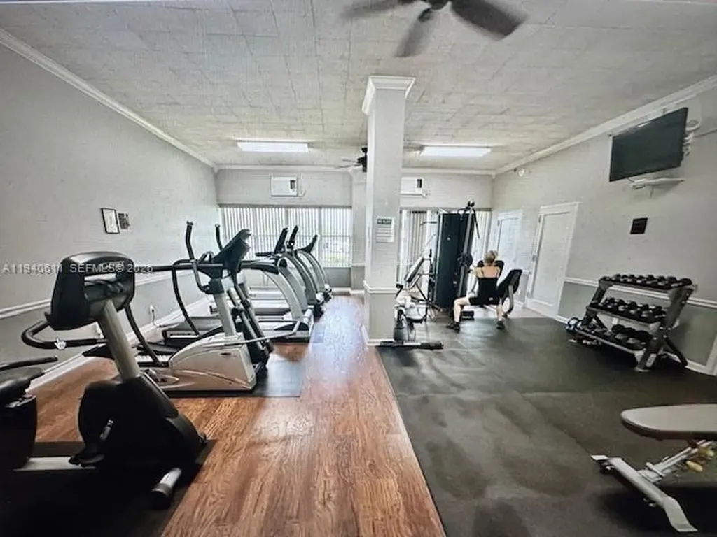 3200 NE 36th Street Fort Lauderdale FL 33308