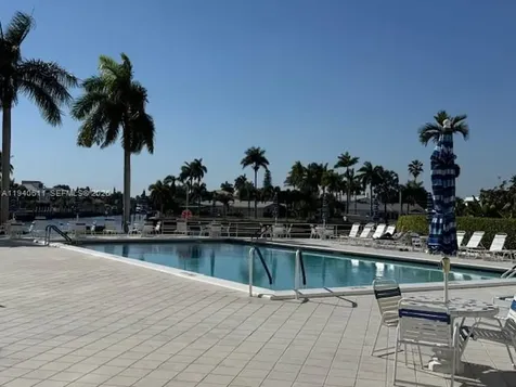 3200 NE 36th Street Fort Lauderdale FL 33308