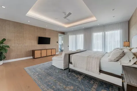 6853 Sunrise Court Coral Gables FL 33133