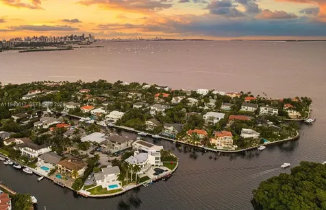 6853 Sunrise Court Coral Gables FL 33133