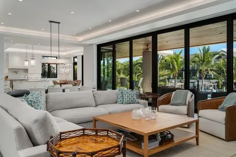 6853 Sunrise Court Coral Gables FL 33133