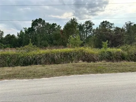 2301 S Avon Estates Boulevard Avon Park FL 33825