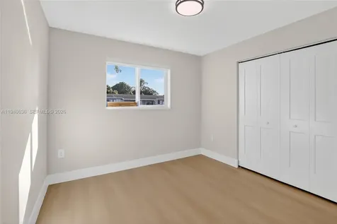 2805 NW 210th Terrace Miami Gardens FL 33056
