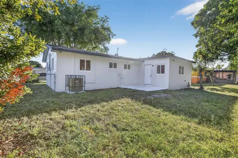 2805 NW 210th Terrace Miami Gardens FL 33056