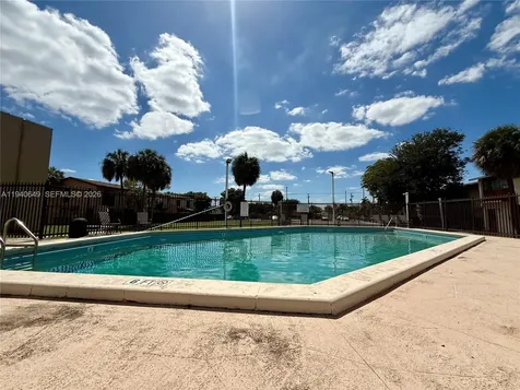 20 SW 108th Avenue Sweetwater FL 33174