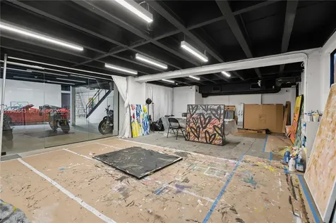 2045 NW 1st Avenue Miami FL 33127