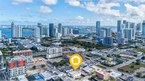 2045 NW 1st Avenue Miami FL 33127