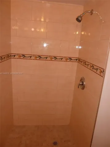 4535 SW 68th Court Circle Miami FL 33155
