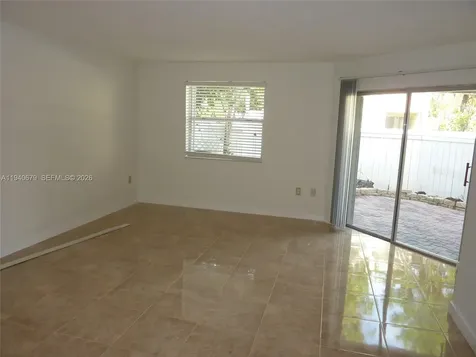 4535 SW 68th Court Circle Miami FL 33155
