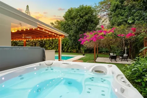 12685 SW 81st Avenue Pinecrest FL 33156