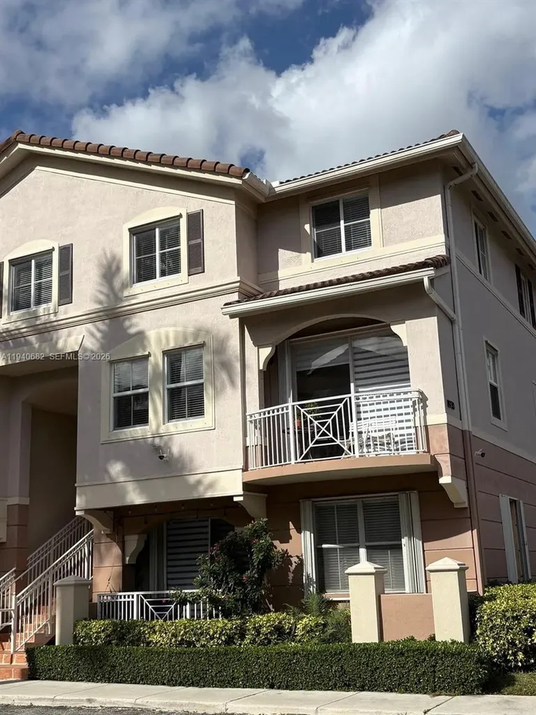 8930 W Flagler Street Miami FL 33174