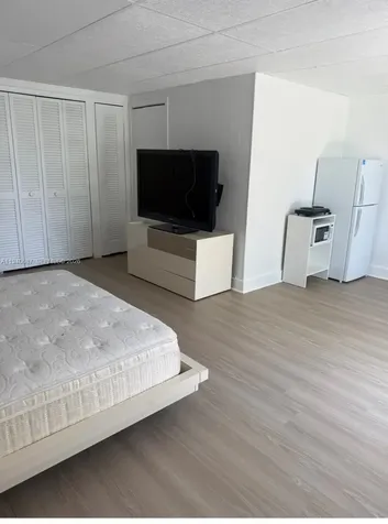 2036 NE 21st Avenue Fort Lauderdale FL 33305