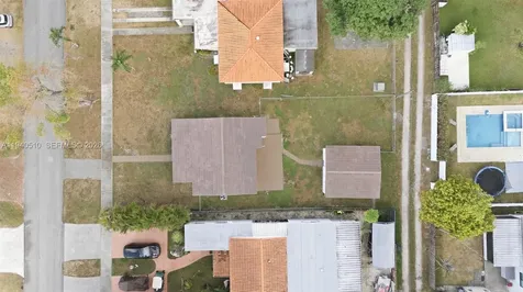 461 Plover Avenue Miami Springs FL 33166