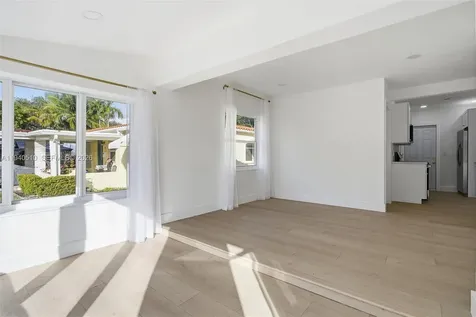 461 Plover Avenue Miami Springs FL 33166