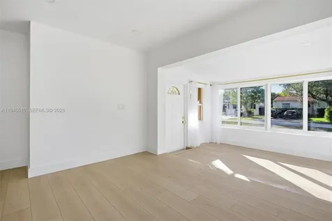 461 Plover Avenue Miami Springs FL 33166