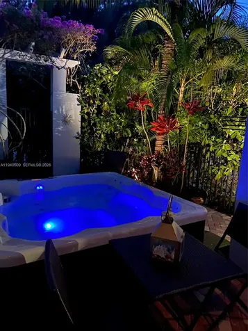 184 W Bay Cedar Circle Jupiter FL 33458