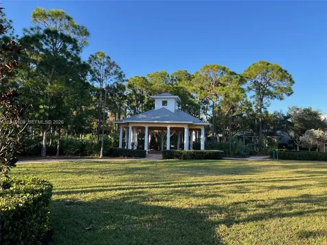 184 W Bay Cedar Circle Jupiter FL 33458