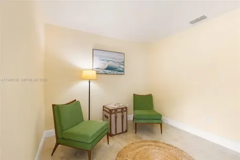 2201 SW 22nd Terrace Miami FL 33145