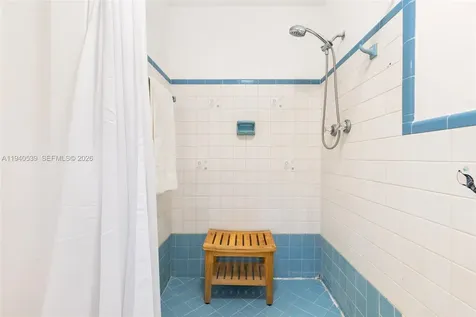 2201 SW 22nd Terrace Miami FL 33145
