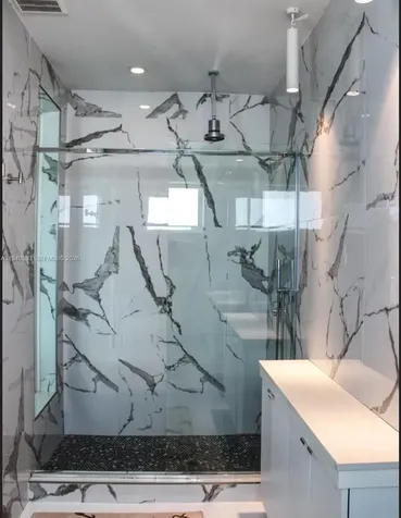 4710 Pine Tree Drive Miami Beach FL 33140