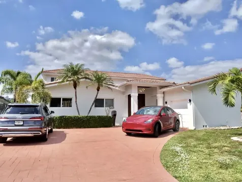 13240 Ortega Lane North Miami FL 33181