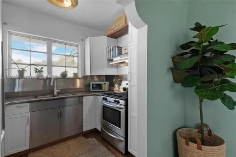 826 Euclid Avenue Miami Beach FL 33139