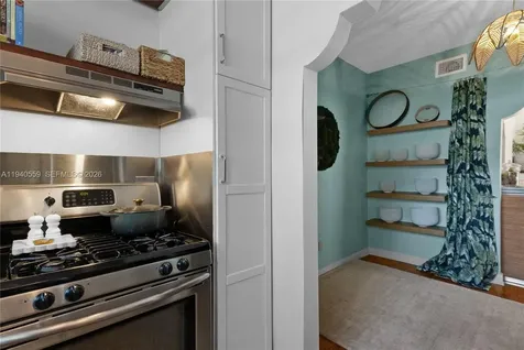 826 Euclid Avenue Miami Beach FL 33139