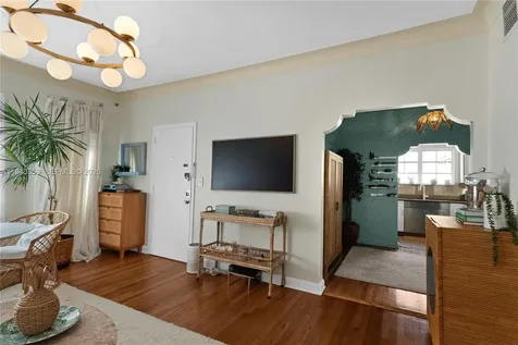 826 Euclid Avenue Miami Beach FL 33139
